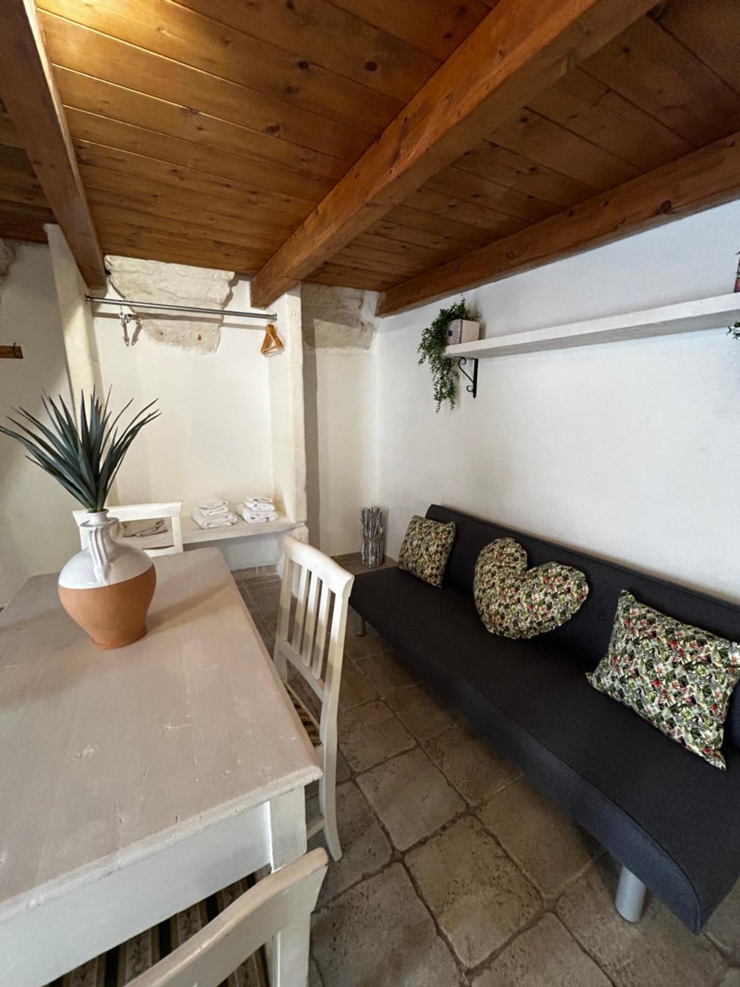 La 9 Guest House Ostuni Εξωτερικό φωτογραφία